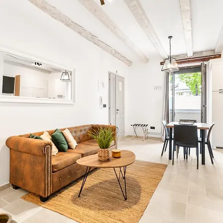 Apartment Suncitylifestyle2- With A Terrace